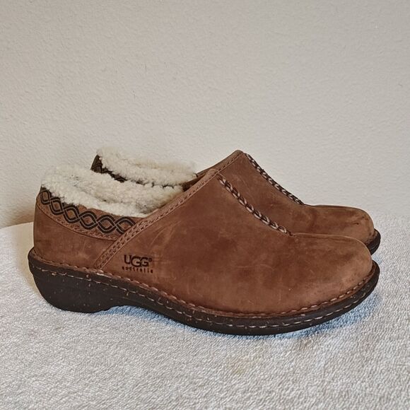 Uggs Bettey Clog Shoes Brown Size 6 Slip On Shearling Cuff Waterproof Soles 5747 - Picture 1 of 11